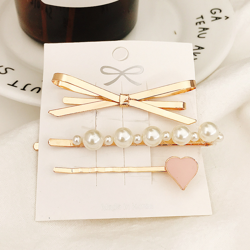 Korean Retro Metal Pearl Love Word Clip Set Sweet Geometric Alloy Hair Clip Cheap Edge Clip Women display picture 8