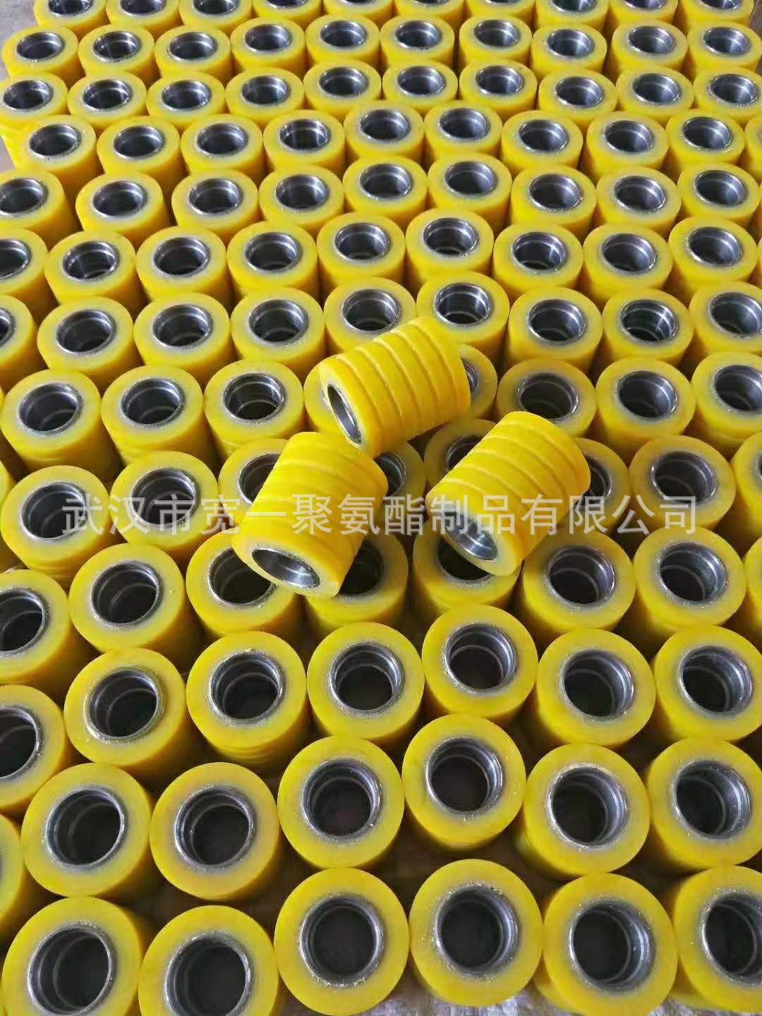 供应湖北武汉输送木板用胶轮包胶，输送木板用胶辊包胶