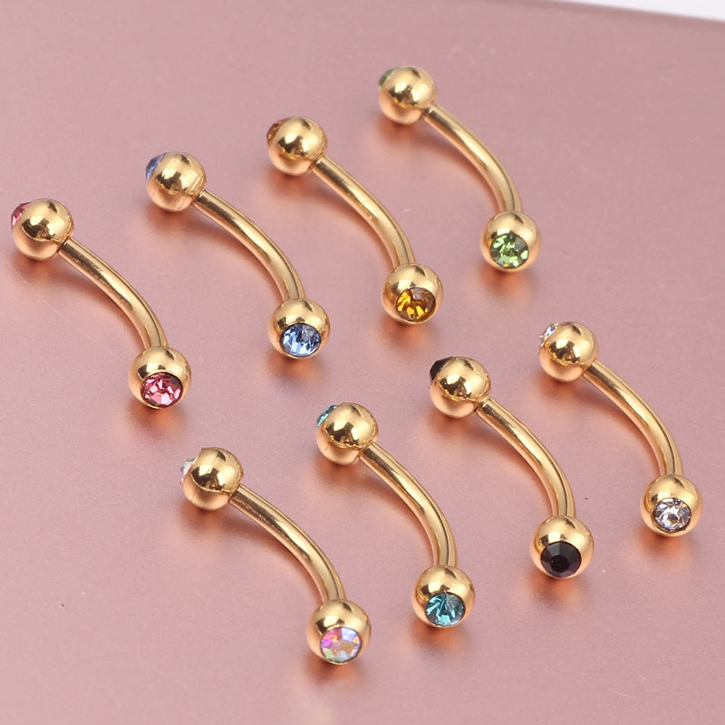 16G labret stud size and finish detail