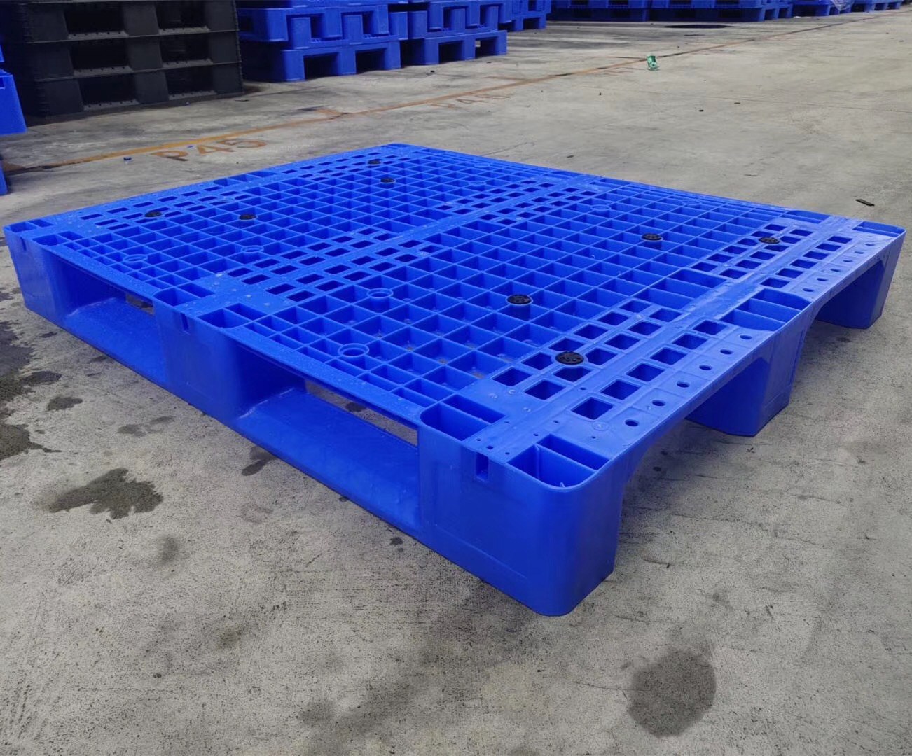 厂家直销五金厂车间周转托盘 重型卡板 川字型网格栈板塑胶地台板