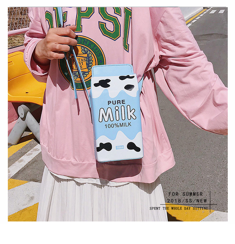New Trendy Fashion Milk All-match Color Printing Korean Small Square Bag display picture 4