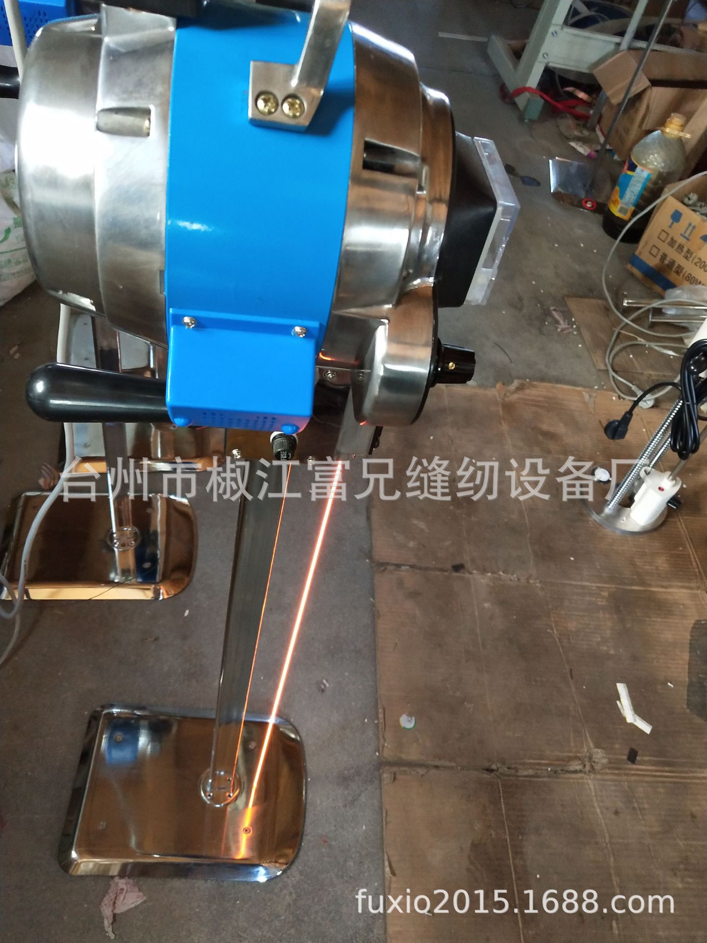 Fábrica oferta especial motor automático máquina de corte de afilado tijeras eléctricas máquina de coser industrial