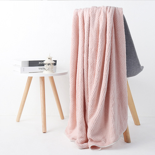Pineapple grid net red bath towel for men, women, adults and children, thick, super absorbent, soft and non-shedding, beauty salon coral velvet