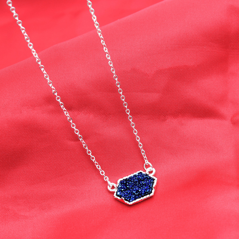 Collier À Pendentif Diamant Turquoise En Grappe De Cristal Multicolore Simple À La Mode display picture 26