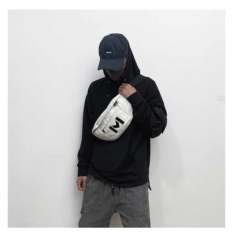 Korean New Fashion Student Wild Canvas Chest Bag Casual Messenger Bag Wholesale display picture 7