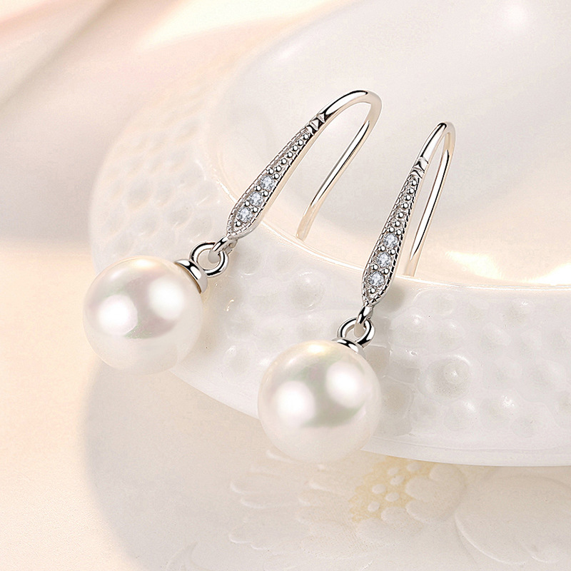 Copper elegant earrings from pearl