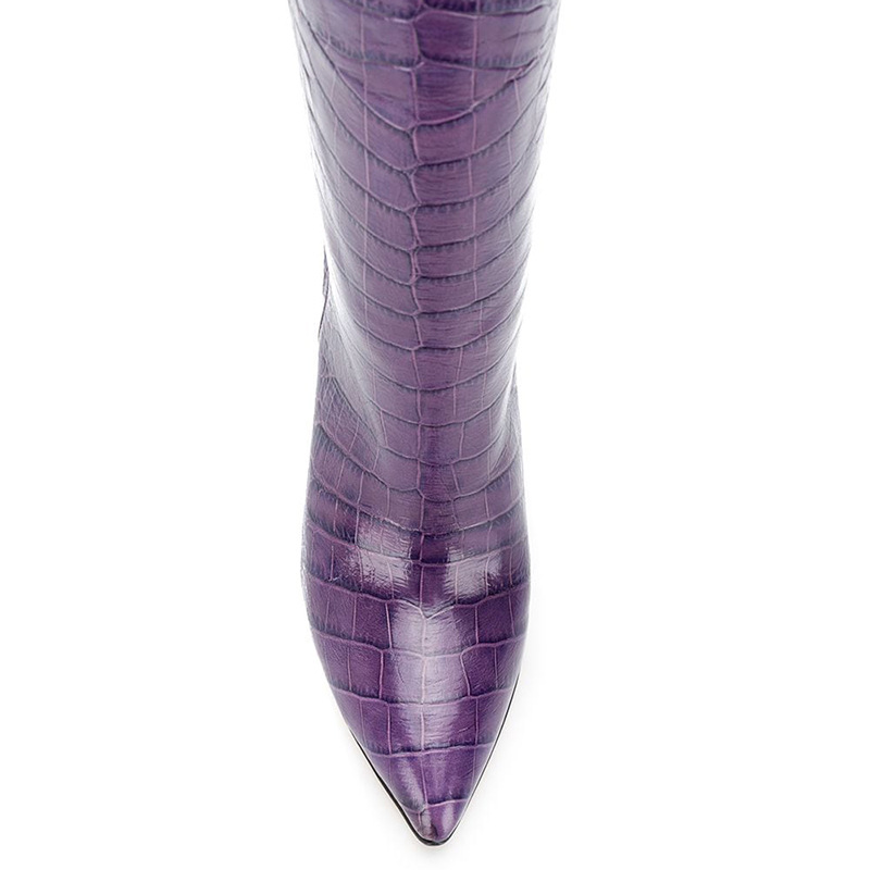 knee boots (1).jpeg