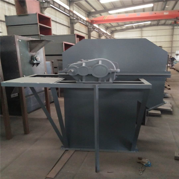 D250型污泥提升机 矿用斗式提升机 石子提升机生产厂家