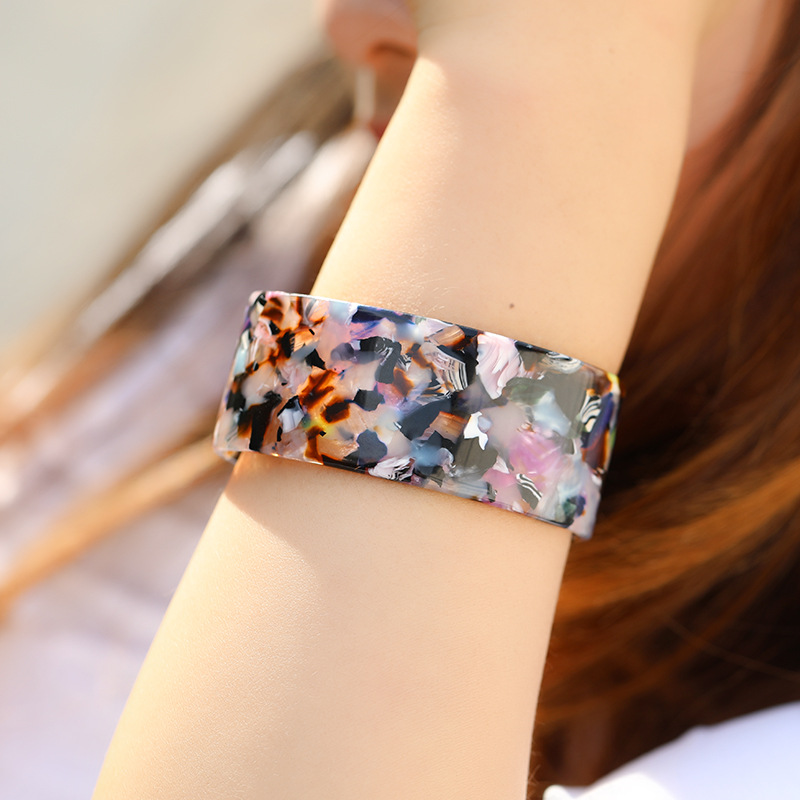 1 Piece Quantity Classic Style Color Block Leopard Arylic Bangles Wholesale