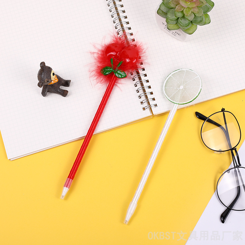 Peluche lindo bolígrafo decorativo creativo dibujos animados fresa piña melocotón bolígrafo soporte muestra configuración