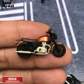 RM1:64 复古摩托车场景套装模型 怀旧庞巴迪街车马拉古提微型比例