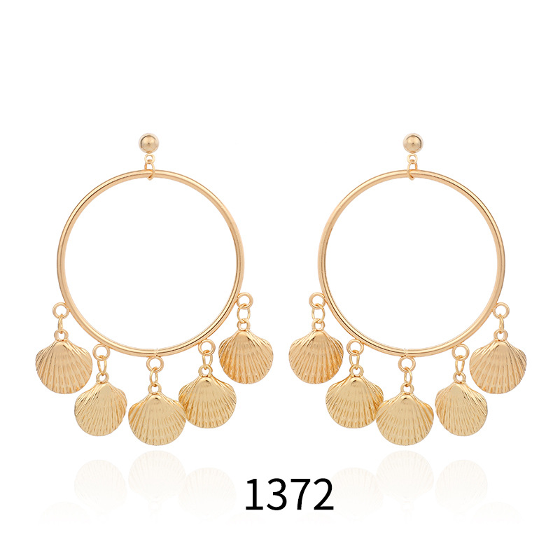 31g Weight Earrings Classification Wedding, Travel Occasion Women'S Gender Inlaid Shell Design Fashion Style Fashion New Small Starfish Pendant Geometric Circle Conch Shell Alloy Earrings 3