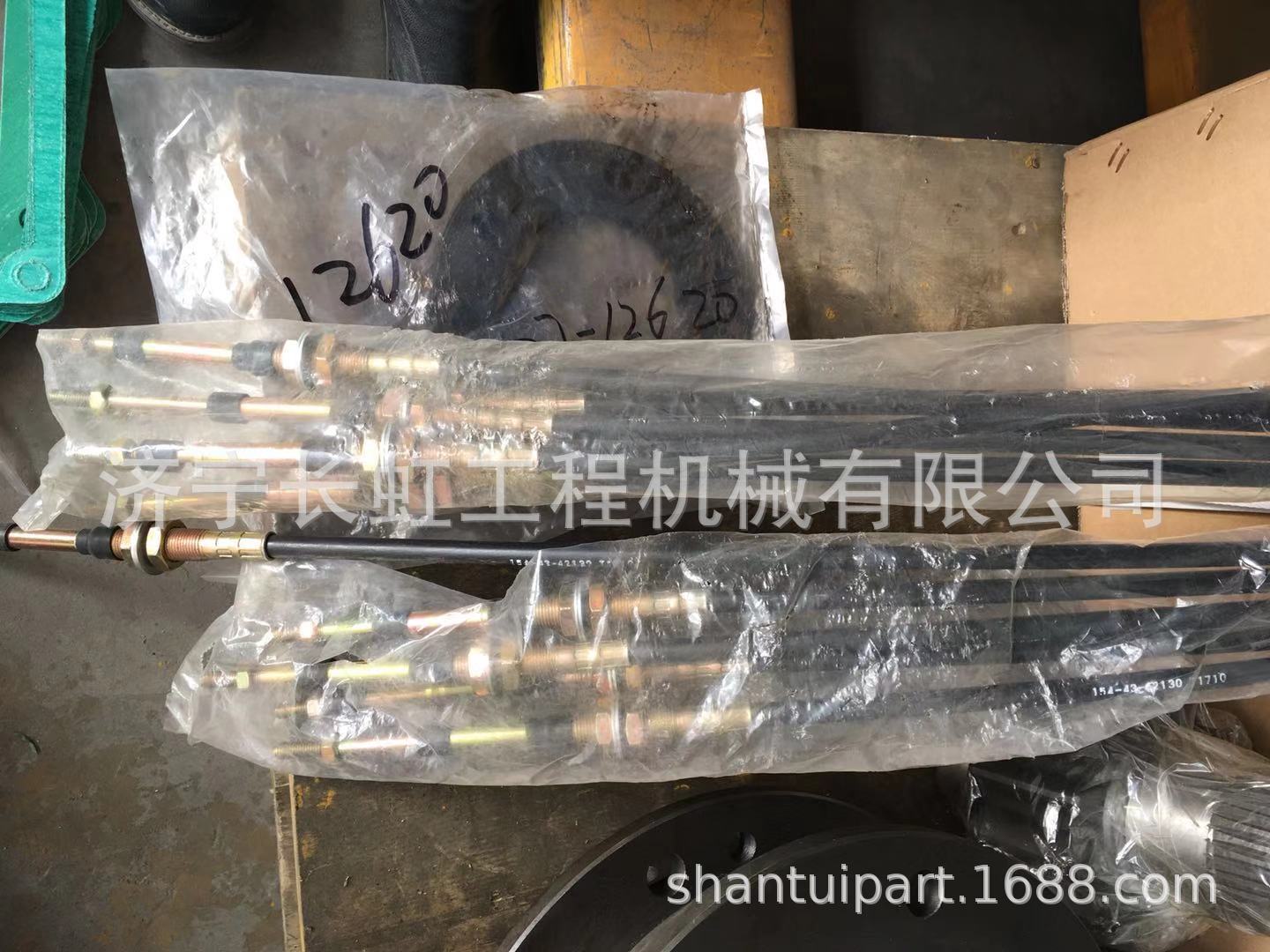 山推 SD22 推土机软轴154-43-42130