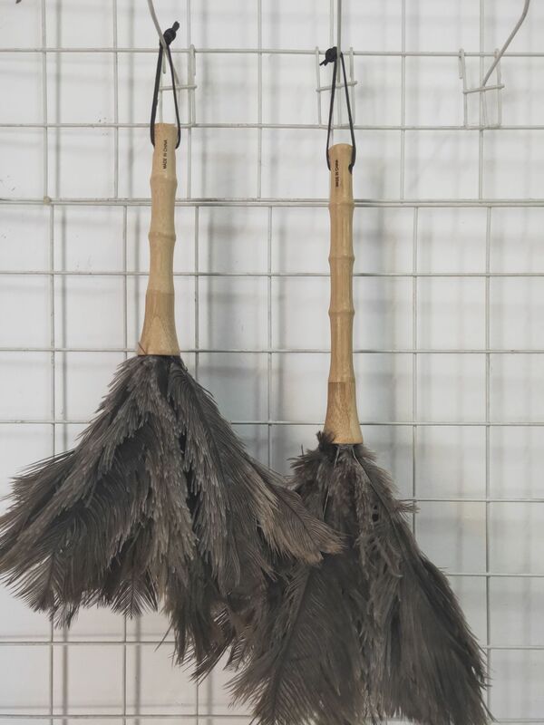 Carbonized Treatment Bamboo Pole Medium Ostrich Feather Duster Handmade Real Ostrich Feather Dust Removal