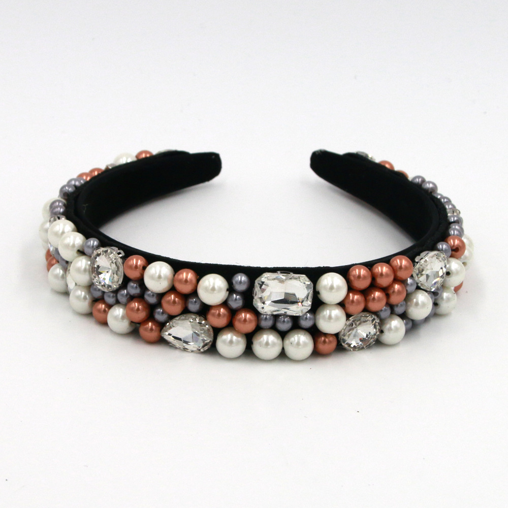 Hot Selling Fashion Hand-sewn Pearl Rhinestone Headband Wholesale display picture 3