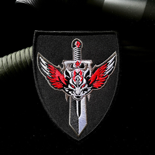 Wolf Arm Patch Embroidered Velcro Cloth Patch Chest Pin Sleeve Pin Outdoor Bag Pin Tactical Morale Badge