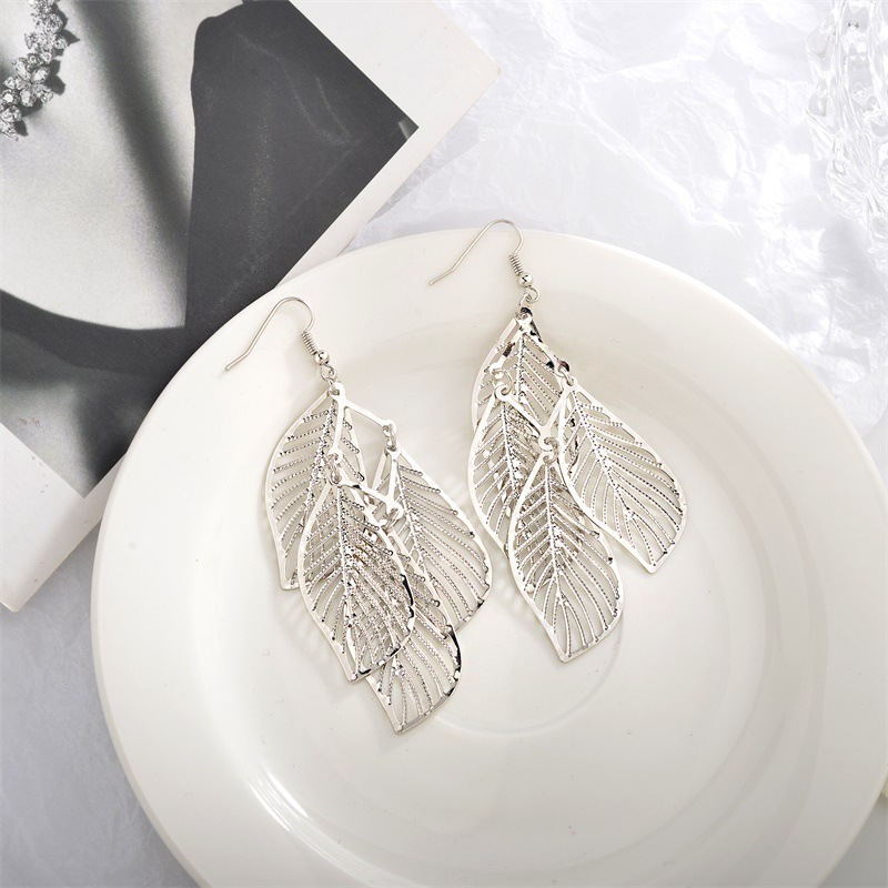Fashion Leaf Plating Alloy No Inlaid Earrings display picture 3