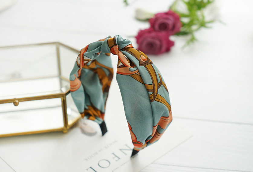 Retro Zephyr Knotted Hair Hoop Korean Style Printed Satin Fabric Headband Korean Style Face Washing Knotted Headband Head Buckle display picture 11