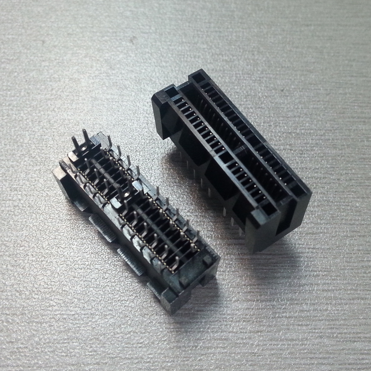 供PCI-e36PIN鱼叉式插槽 优联康PCI-e36PIN插板式电脑显卡连接器