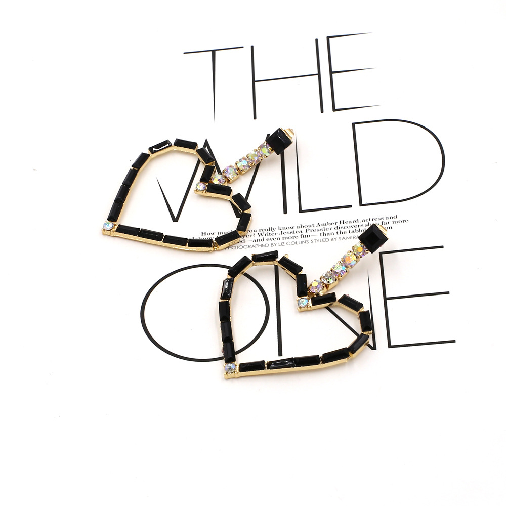 Plating, Inlay Design 1 Pair Glam Shiny Heart Shape Plating Inlay Metal Rhinestones Drop Earrings