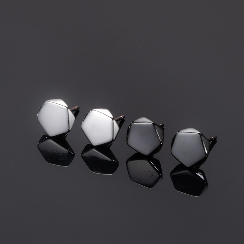 Korean version of the new rhombus black and white ear spike earrings tide men and women cool handsome geometric earrings men's temperament personality creative jewelry