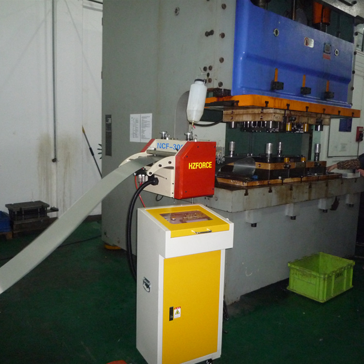 HZFORCE伺服滚轮送料机 送料机 数控送料机  高精冲床送料机