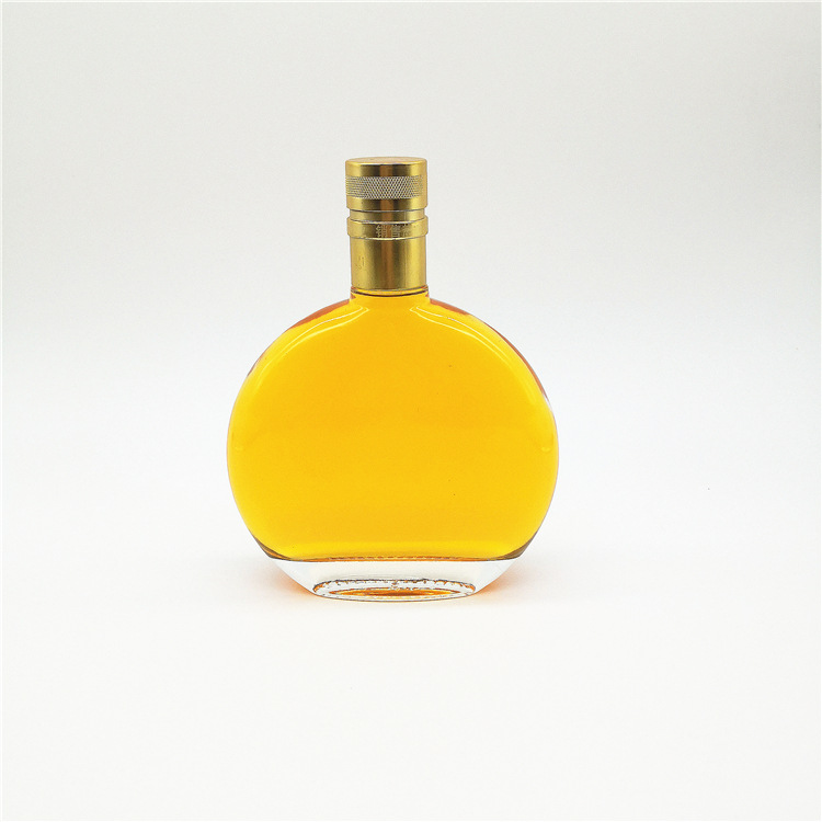 山东瑞升玻璃批发晶白料350毫升创意扁圆形白酒玻璃瓶厂家直供