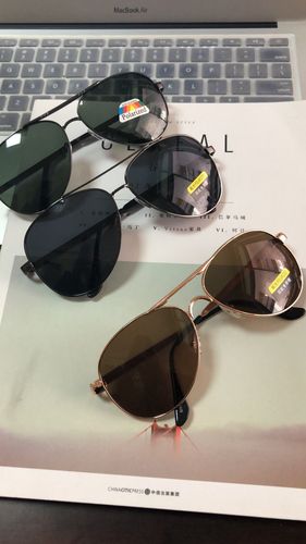 偏光太阳镜男士厂家直销百款混批 经典男士 地摊时尚眼镜批发