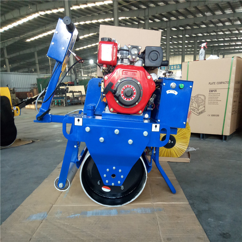 小單輪壓路機 (71)