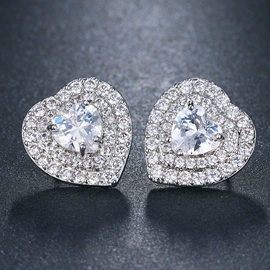 耳钉;戒指;项链