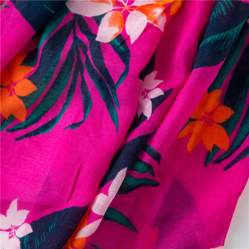 Commerce Extérieur Coton Et Lin Écharpe Chaud Rose Rouge Plante Tropicale Multicolore Gland Balnéaire Vacances Serviette De Plage Pour Femmes display picture 8