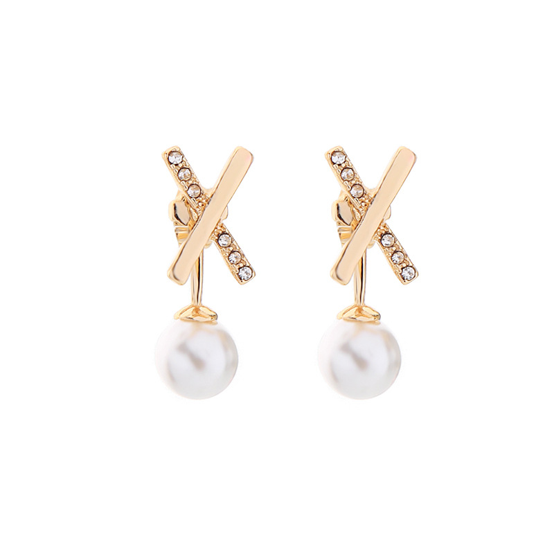 New Simple Earrings Fashion Small Geometric Letter Earrings Wild Pearl Earrings display picture 10