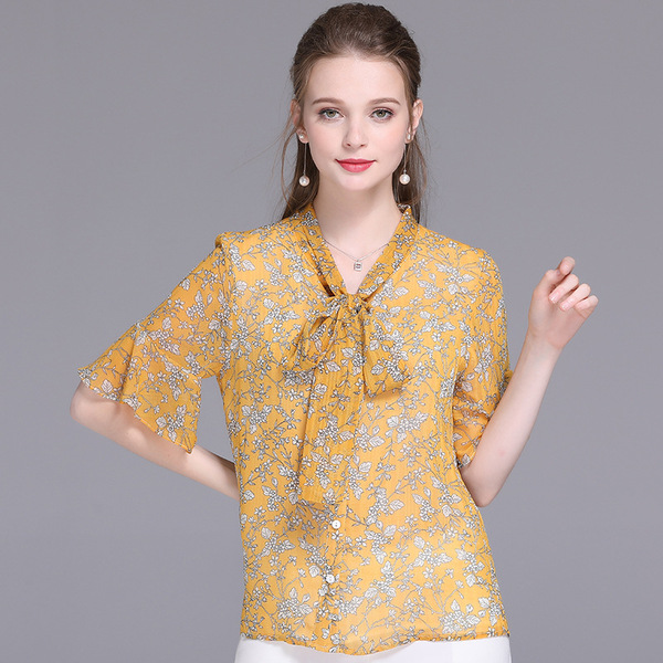 Fashionable Temperament Blouses Butterfly-knotted Horn Sleeves 