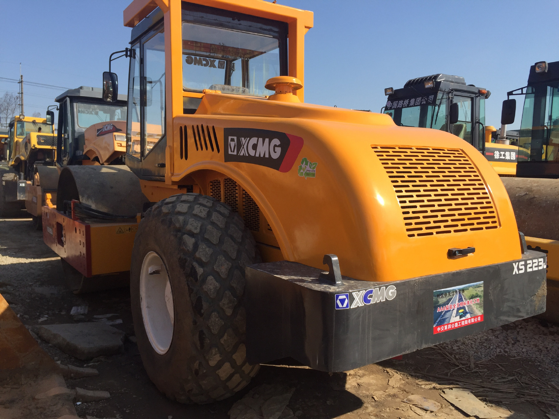 2022 Usado XCMG rodillos de vibración 22 / 26 toneladas rodillos de carretera en stock en venta en stock envío gratuito