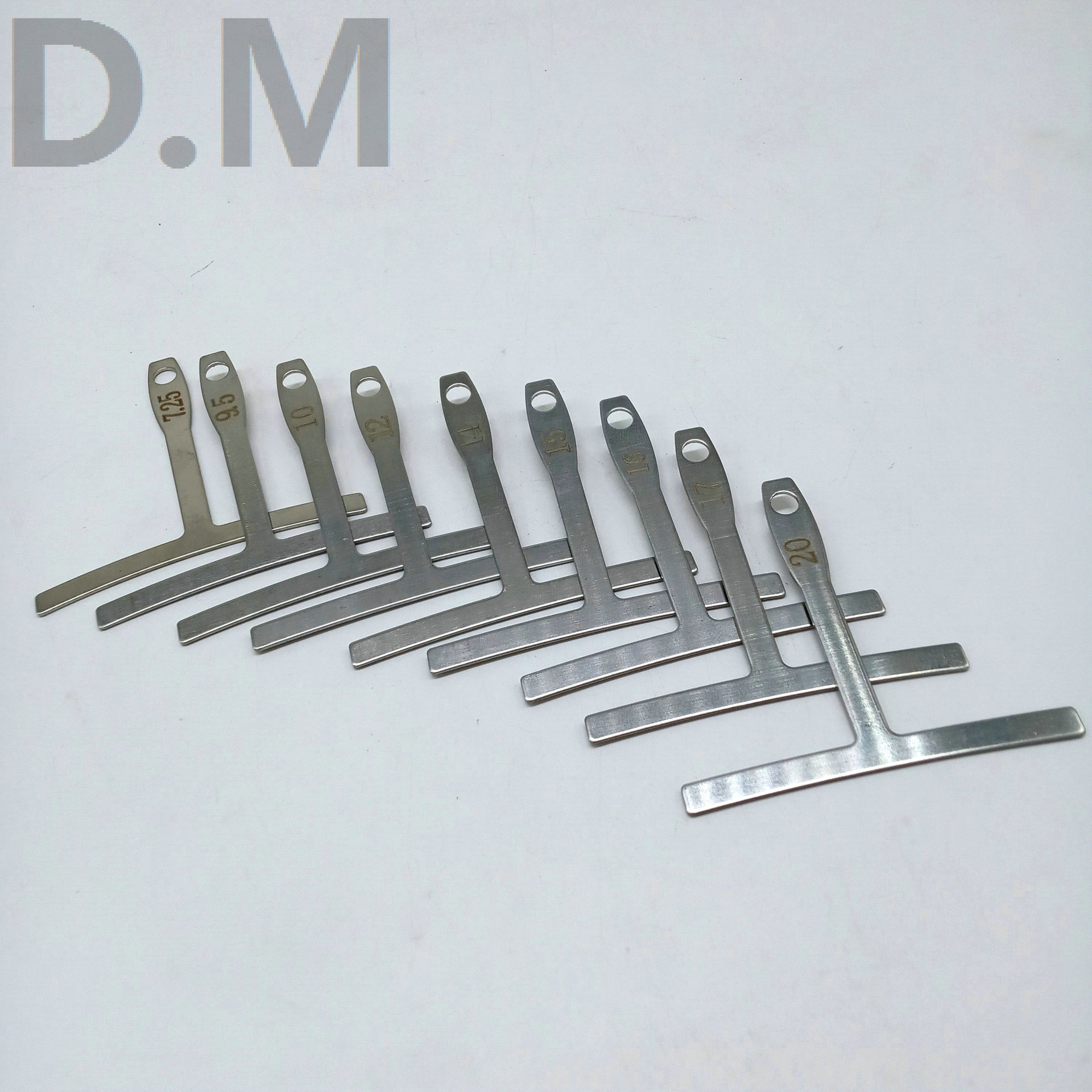 Venta caliente guitarra herramientas guitarra alambre diapasón cuello Radian Regla de medición de nueve piezas de acero inoxidable T-tipo radian regla