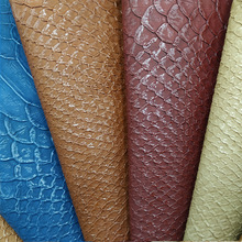 厂家现货直销蟒蛇纹pu皮革面料 动物纹家具箱包印花压纹人造皮革