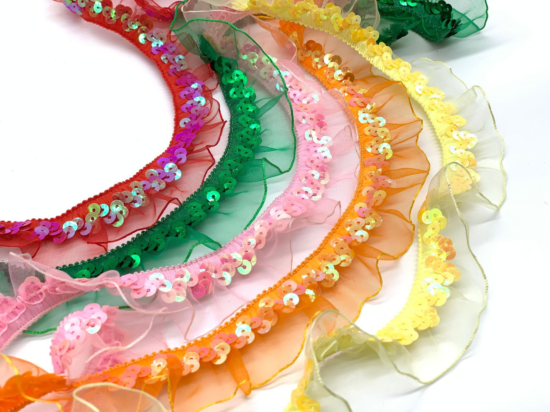 2.5CM木耳褶皱亮片蕾丝花边网纱蕾丝服装窗帘装饰花边现货12码/卡