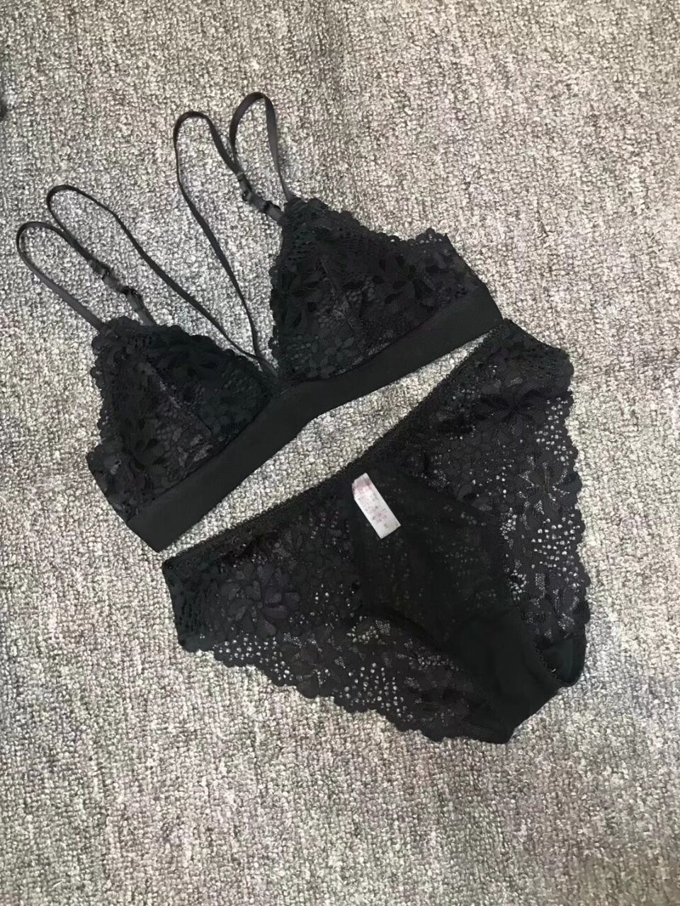 Nuevo conjunto de ropa interior de encaje sexy sin anillo de acero NSCL17727