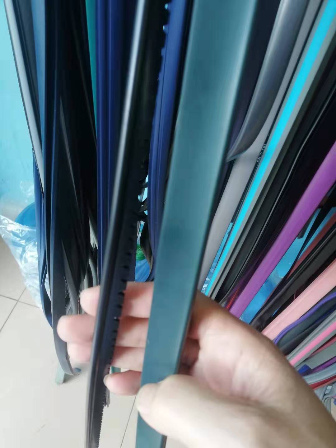 燿安供应PE仿藤押出生产线PP定制拉伸仿藤机押出生产线设备