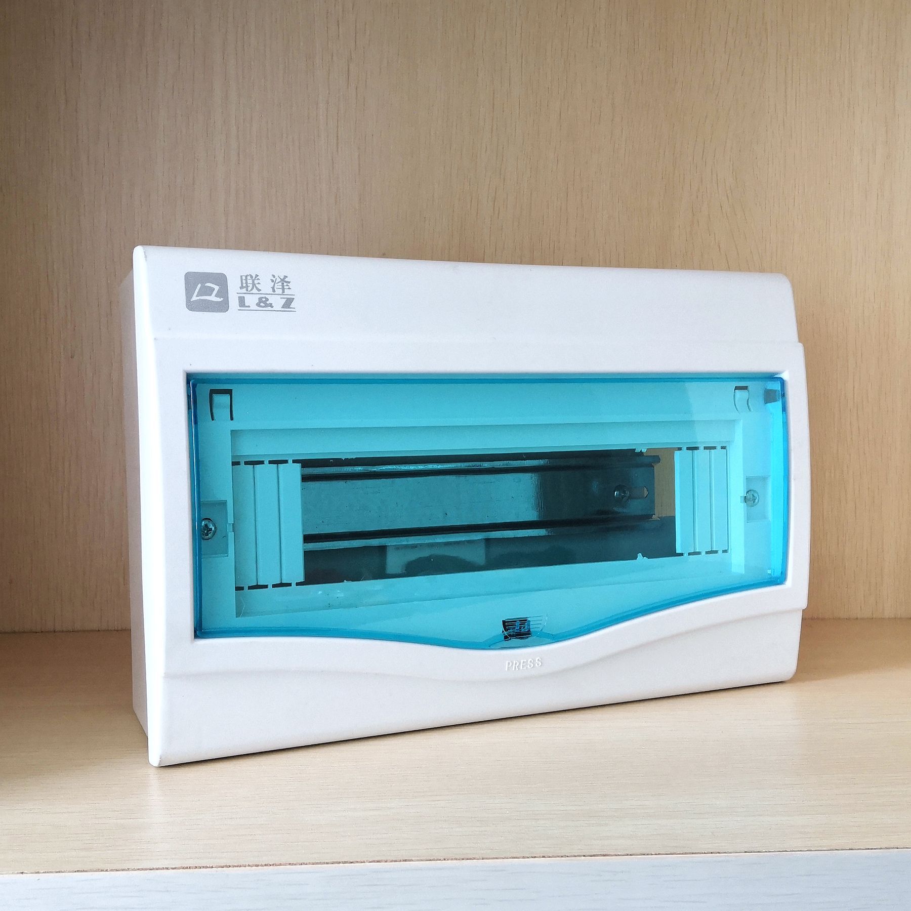 10系列 强电箱24位 明装/暗装 2位-24位 塑料配电箱