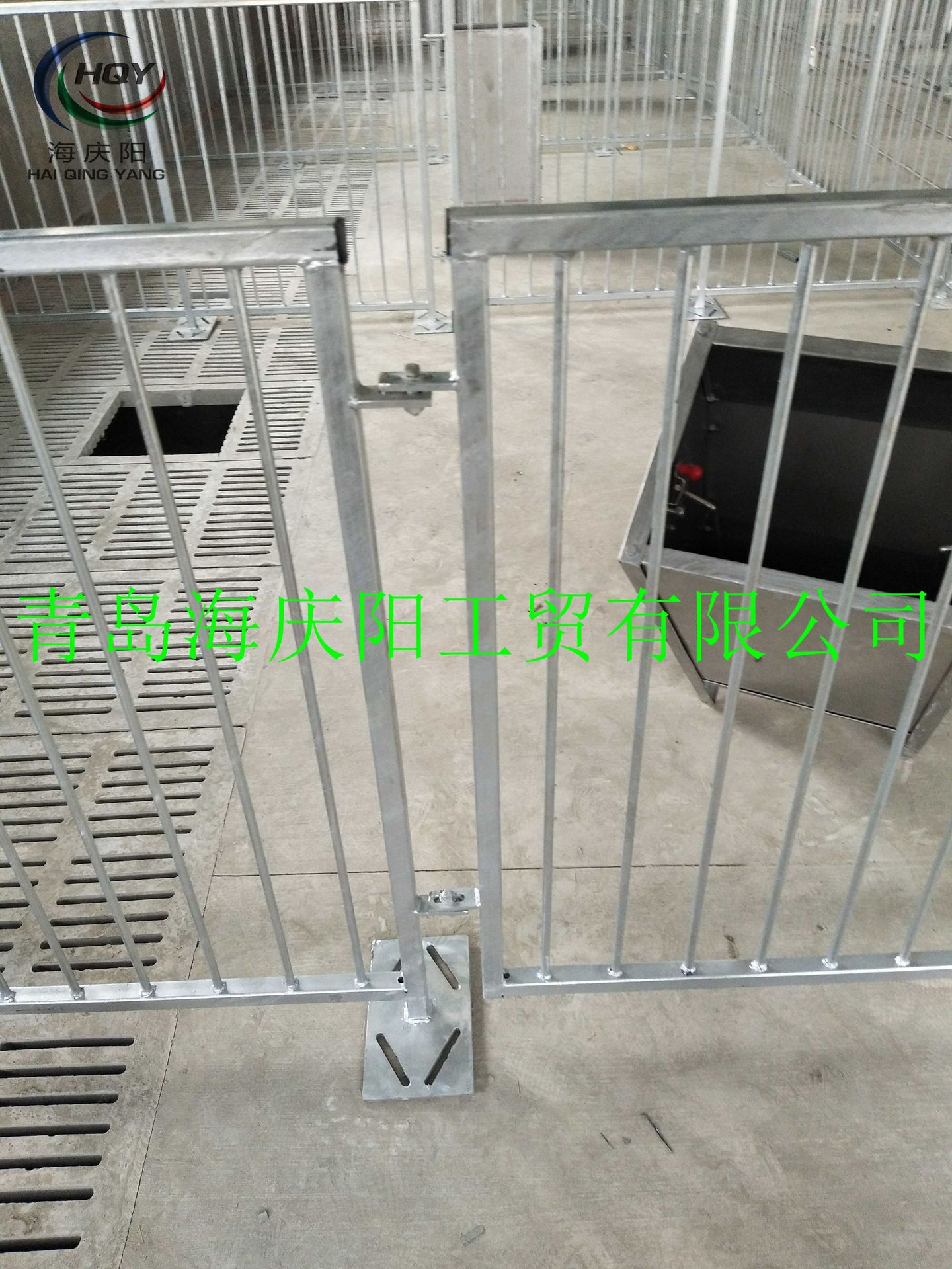 【促销】厂家生产猪用育肥栏 整体热镀锌分娩栏产床 猪栏 定位栏-阿里巴巴