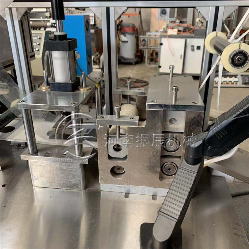 膏藥機(jī)生產(chǎn)線