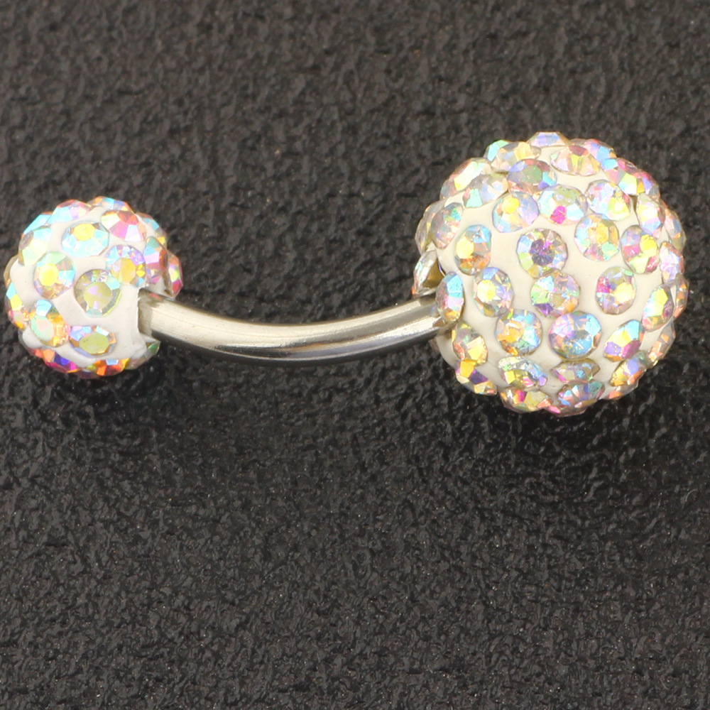 16G labret stud size and finish detail