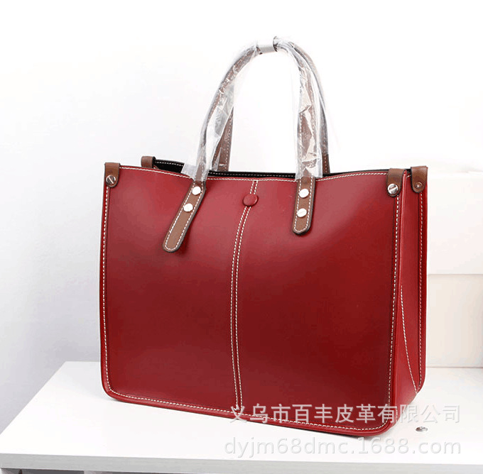 We offer wholesale and retail of PU coarse cloth base napa pattern in stock. It is mainly used for packaging, accessories, sofas, leather boxes, and leather matching, etc detail image 2