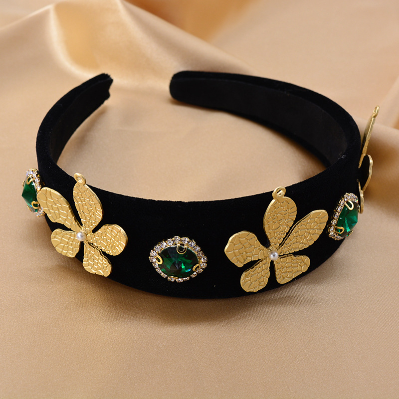 Housewarming, Wedding, Travel, Birthday Occasion Baroque Leaves Gold Velvet Headband Emerald Crystal Thick Sponge Shape Catwalk Hairpin