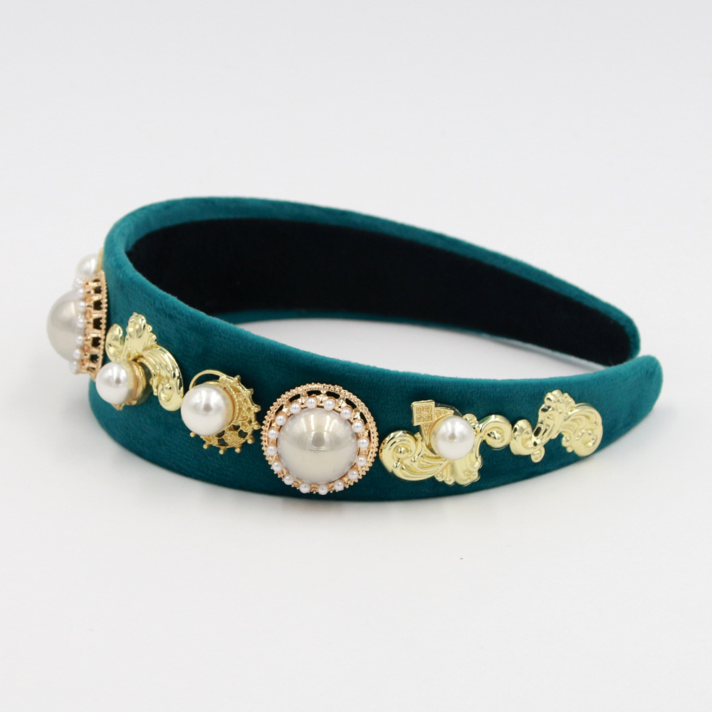 Hot Selling Personality Simple Fashion Pearl Metal Headband Wholesale display picture 8