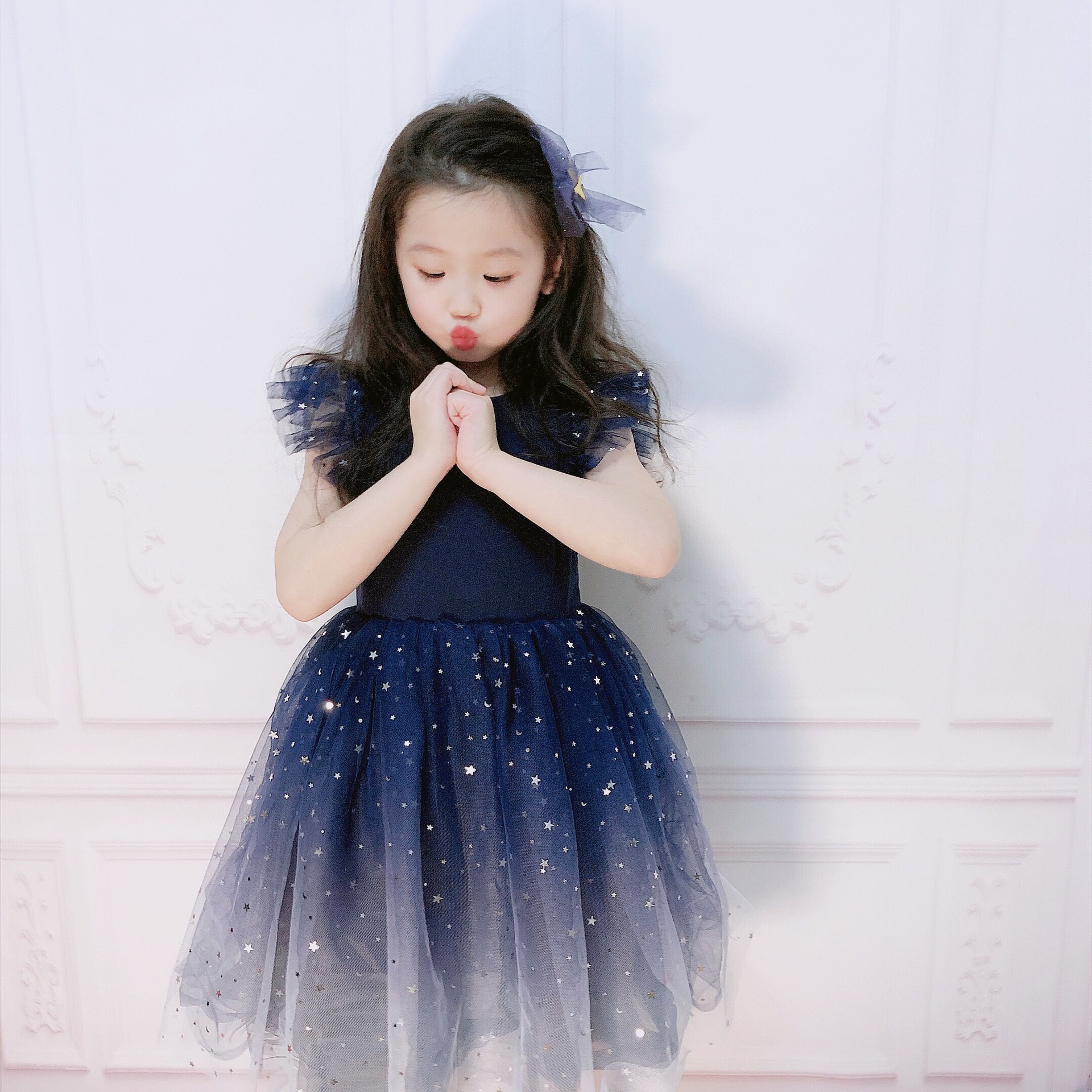 女童连衣裙2023新款童装中小童韩版格子棉麻公主裙荷叶领儿童裙子-阿里巴巴