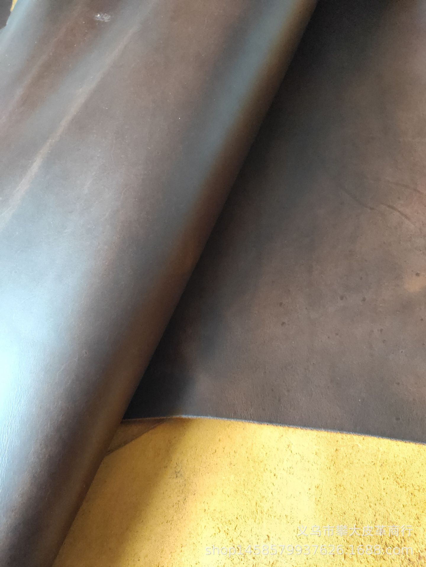 义乌攀大皮革 牛皮头层疯马油蜡皮 黄色油蜡牛皮 彩色现货提供