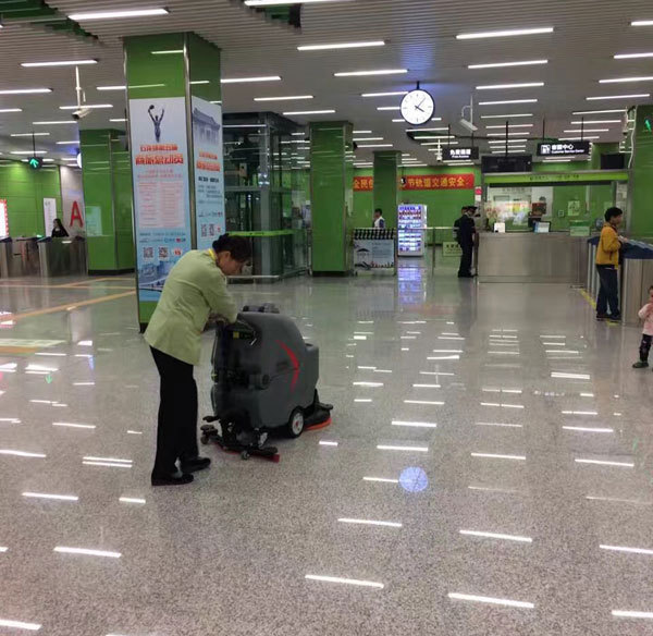 产品展示_手推式洗地机 产品展示_手推式洗地机