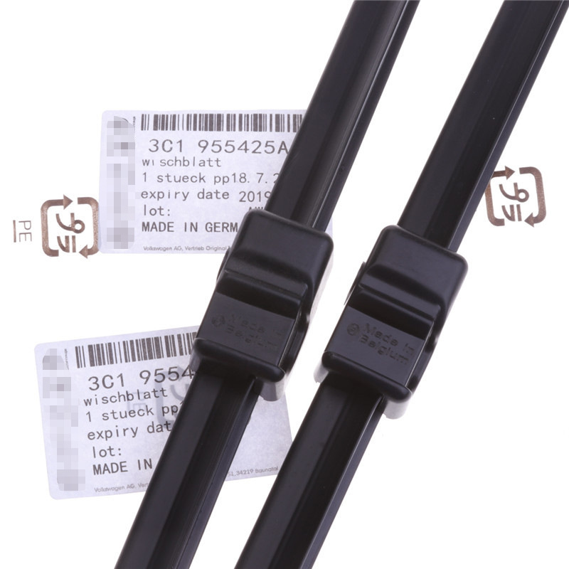 12144873669_1709862038